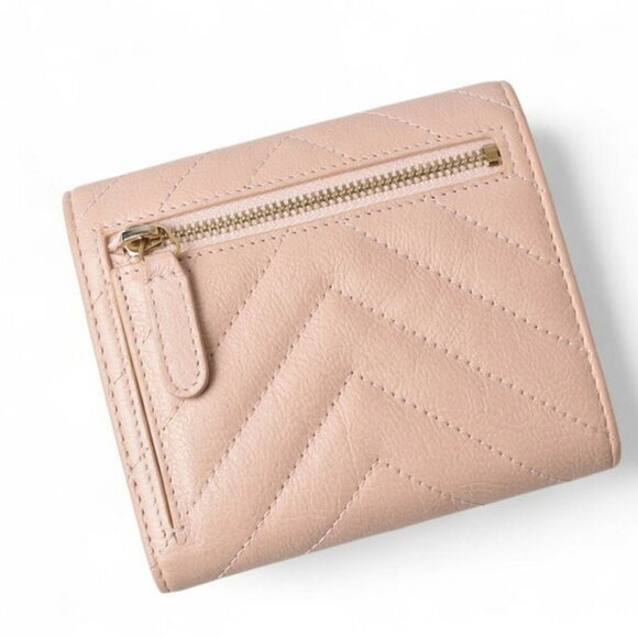 CHANEL Pink Leather Wallet - Picture 4 of 16